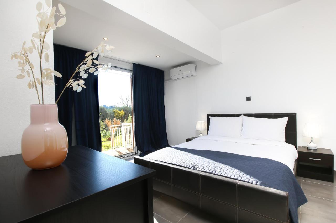 Luxury Apartments Christos Gouvia Dış mekan fotoğraf